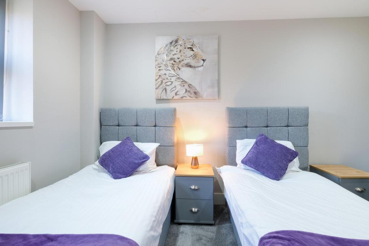 Apartment Crown Place 2 & 3 Bedroom Luxury Apts With Parking In By 360stays *